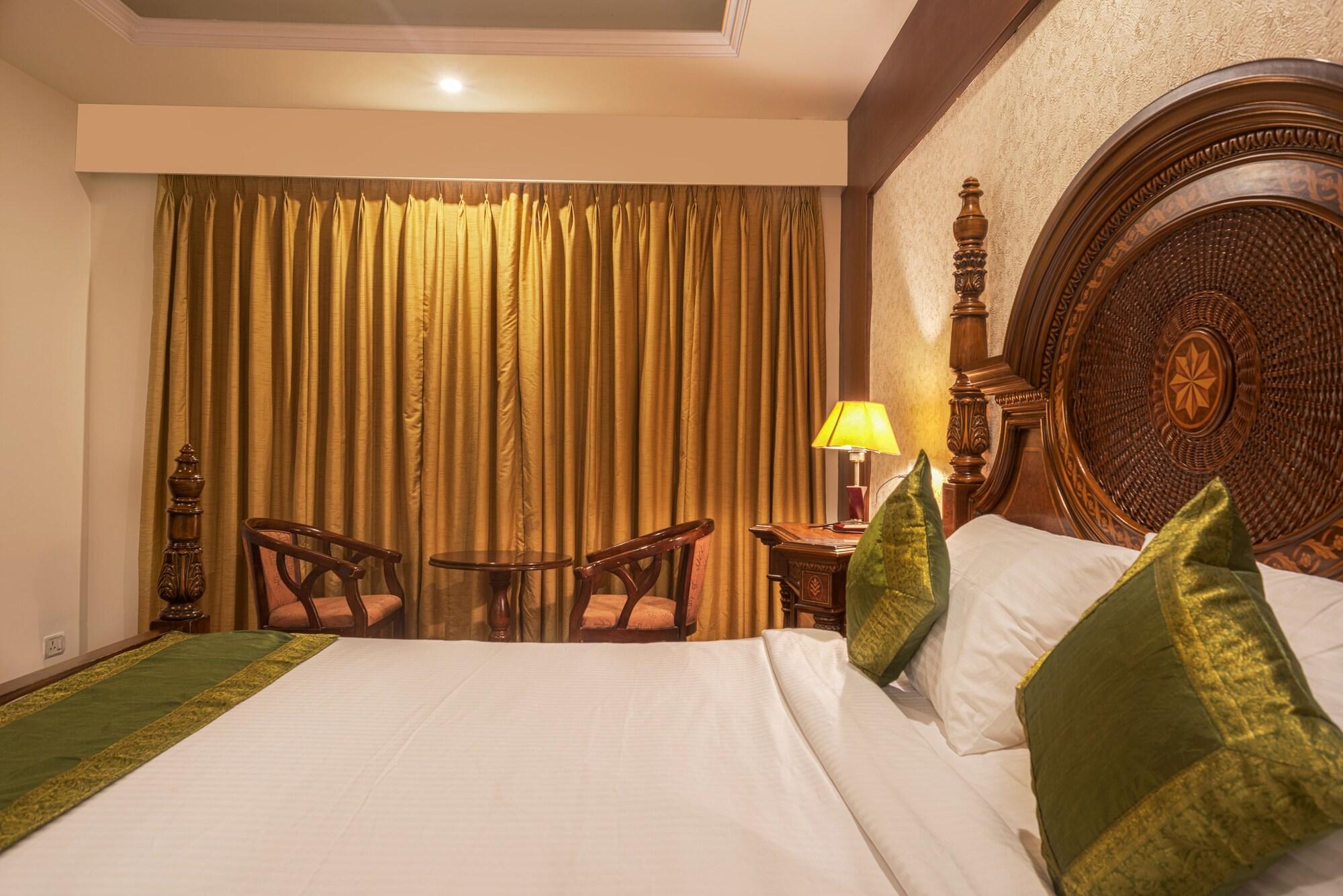 Treebo Trend Grand Plaza Nampally Χιντεραμπάντ Εξωτερικό φωτογραφία