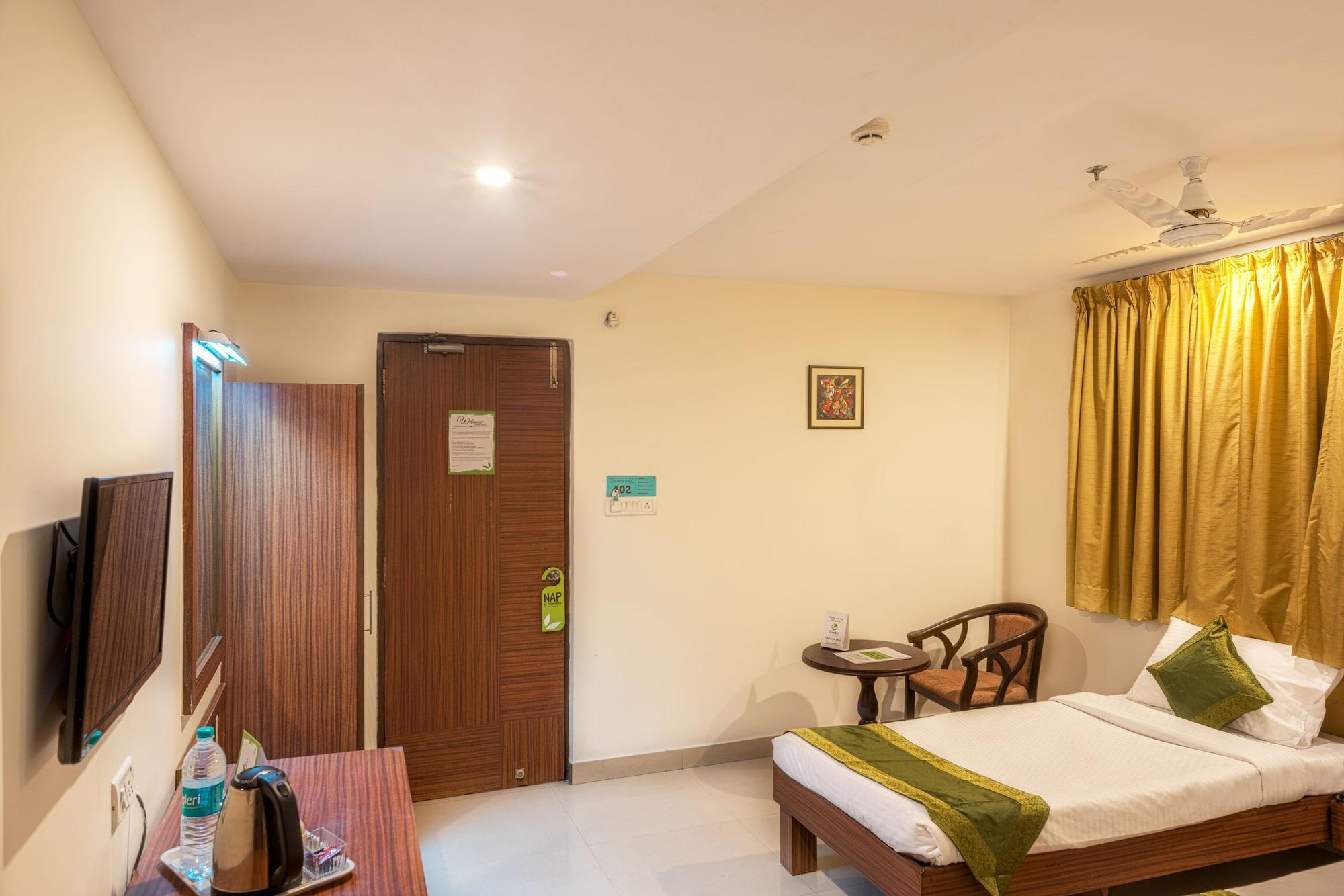 Treebo Trend Grand Plaza Nampally Χιντεραμπάντ Εξωτερικό φωτογραφία