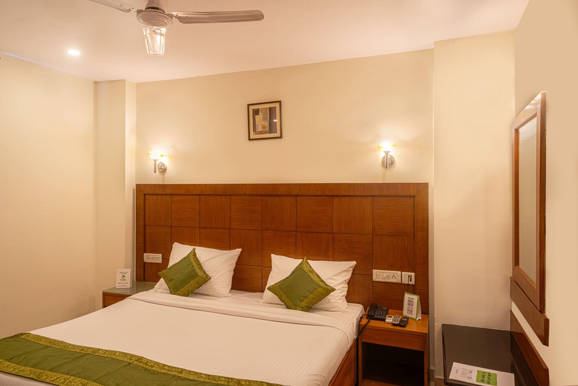 Treebo Trend Grand Plaza Nampally Χιντεραμπάντ Εξωτερικό φωτογραφία