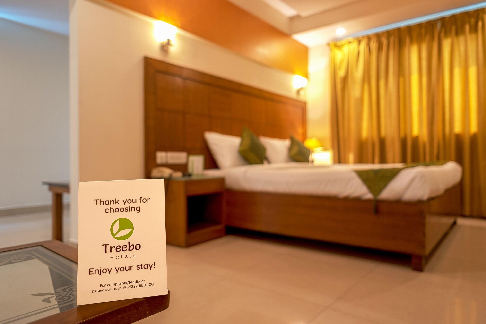 Treebo Trend Grand Plaza Nampally Χιντεραμπάντ Εξωτερικό φωτογραφία
