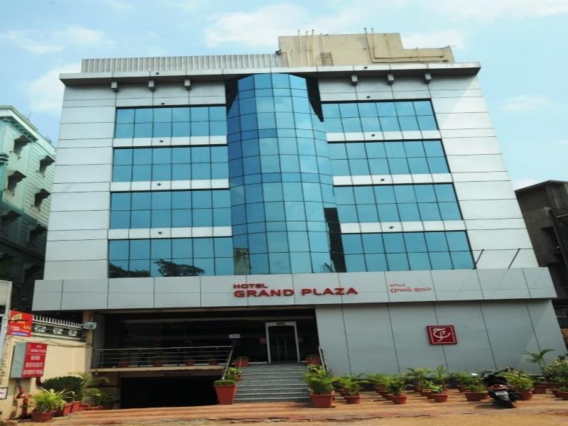 Treebo Trend Grand Plaza Nampally Χιντεραμπάντ Εξωτερικό φωτογραφία